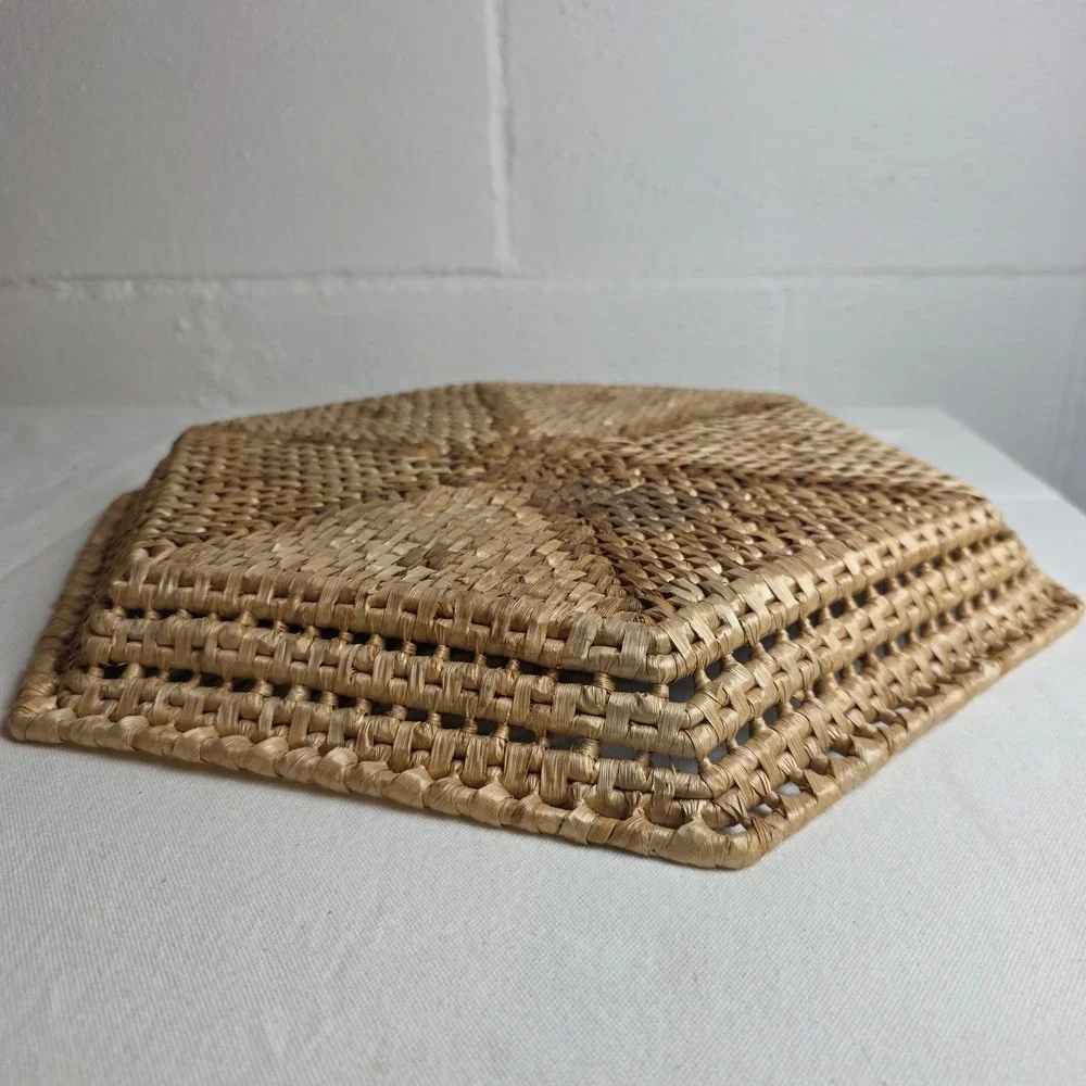 Vintage Hexagonal Handwoven Wicker Wall Basket Tray Natural Fiber Sunburst Boho